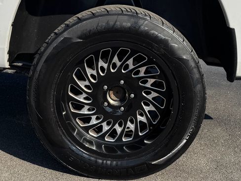 Used 2018 RAM 1500 Big Horn image 8