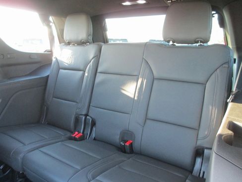 Certified 2025 Chevrolet Tahoe Z71 w/ Z71 Off-Road Package image 21