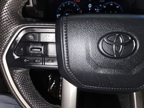 Used 2024 Toyota Tacoma TRD Off-Road w/ TRD Off Road Premium Package image 15