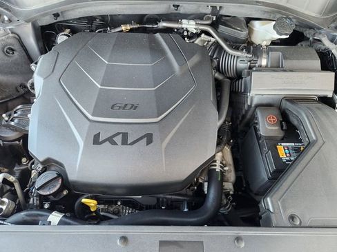 Used 2024 Kia Telluride S image 30