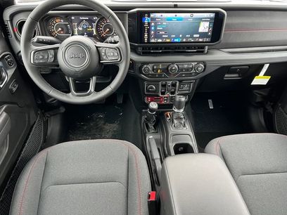 New 2026 Jeep Wrangler Unlimited Rubicon w/ Steel Bumper Group