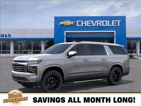 New 2026 Chevrolet Suburban Premier image 2