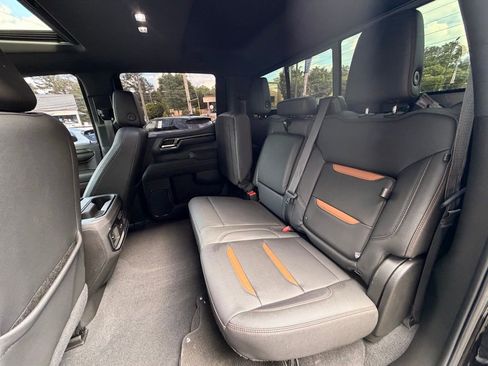 Used 2022 GMC Sierra 1500 AT4 w/ AT4 Premium Package AWD/4WD image 30