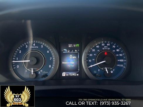 Used 2020 Toyota Sienna XLE Premium FWD image 17