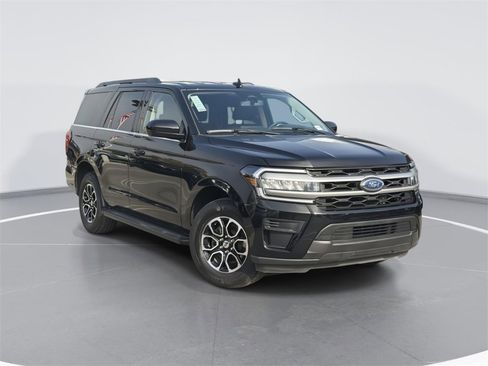 Used 2024 Ford Expedition XLT image 1