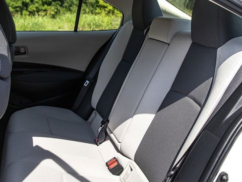 Used 2023 Toyota Corolla LE image 17