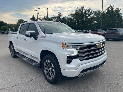 Used 2024 Chevrolet Silverado 1500 High Country AWD/4WD image 13