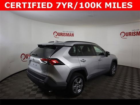 Used 2022 Toyota RAV4 XLE w/ Convenience Package image 8