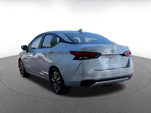 Used 2025 Nissan Versa SV image 11