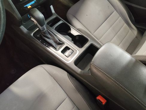 Used 2019 Ford Escape S FWD image 26