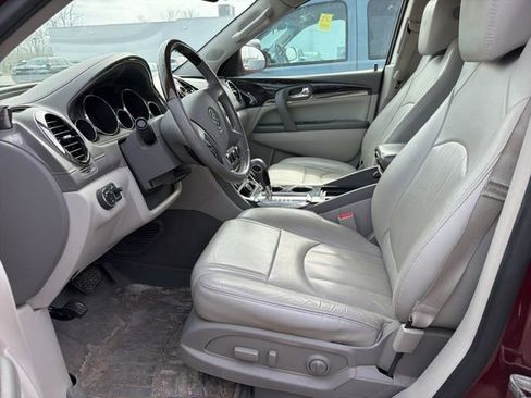 Used 2017 Buick Enclave Leather image 4