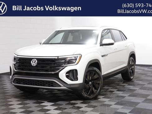 New 2026 Volkswagen Atlas Cross Sport SE image 1