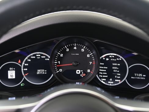 Certified 2023 Porsche Cayenne Platinum Edition AWD/4WD image 36