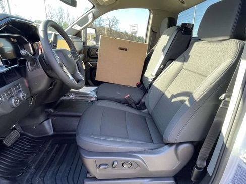 New 2026 Chevrolet Silverado 3500 LT w/ Convenience Package image 10