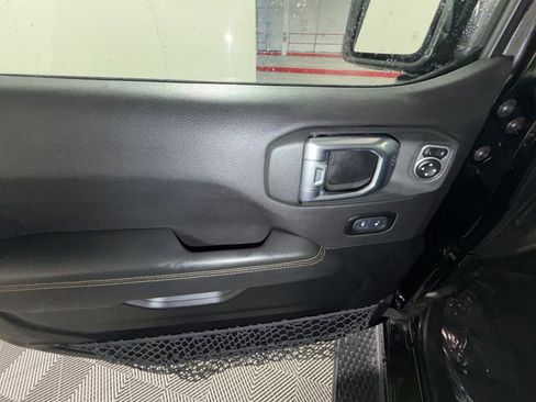 Used 2021 Jeep Wrangler Unlimited Sahara image 15