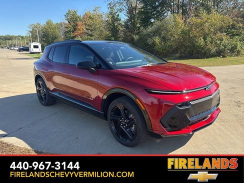 New 2026 Chevrolet Equinox EV RS image 11