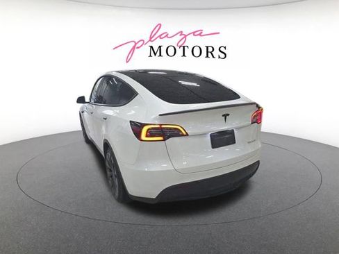 Used 2024 Tesla Model Y Performance AWD/4WD image 11