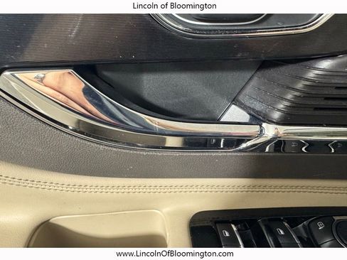 Certified 2022 Lincoln Corsair AWD w/ Premium Package image 38