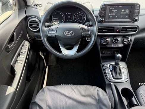 Used 2020 Hyundai Kona SEL FWD image 17