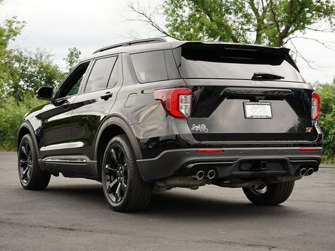 Used 2023 Ford Explorer ST w/ Technology Package image 5