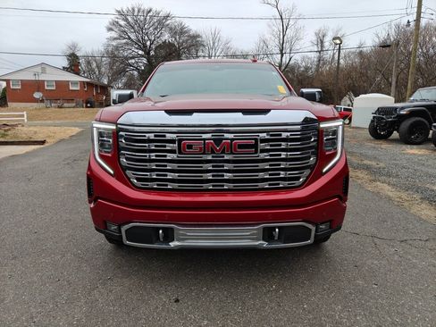 Used 2024 GMC Sierra 1500 Denali w/ Technology Package image 2