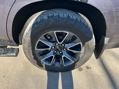 Used 2022 Chevrolet Tahoe Z71 w/ Luxury Package image 14