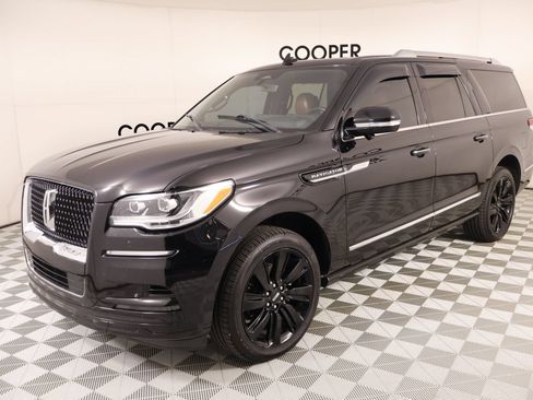 Used 2022 Lincoln Navigator L Reserve AWD/4WD image 11