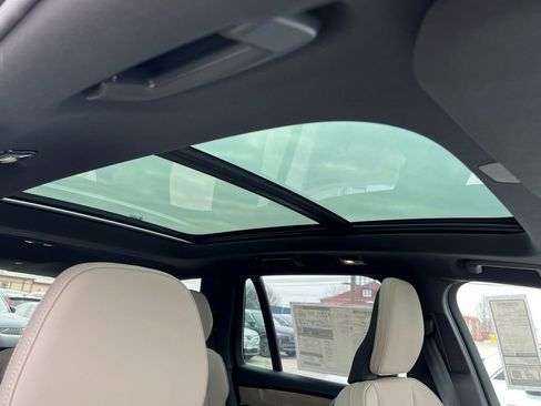 New 2026 Volvo XC90 B6 Plus w/ Protection Package Premier image 10