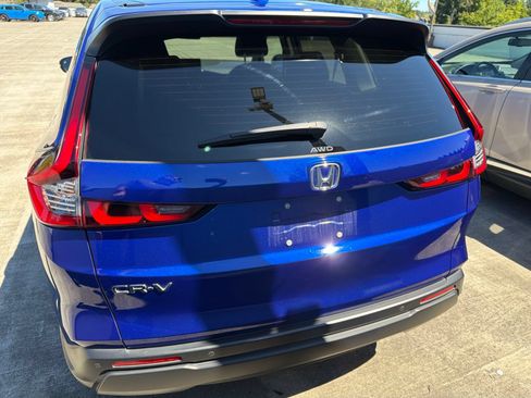 Used 2024 Honda CR-V EX-L image 6