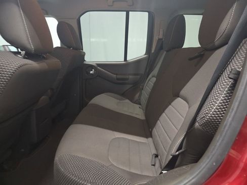 Used 2013 Nissan Xterra PRO-4X image 9