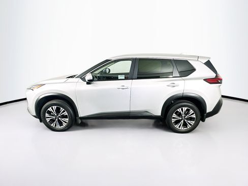 Used 2023 Nissan Rogue SV FWD image 4