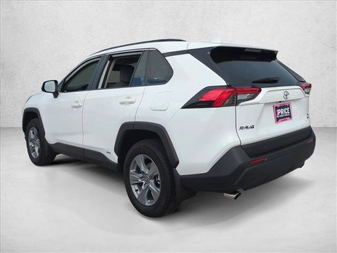Certified 2025 Toyota RAV4 XLE w/ Convenience Package AWD/4WD image 8