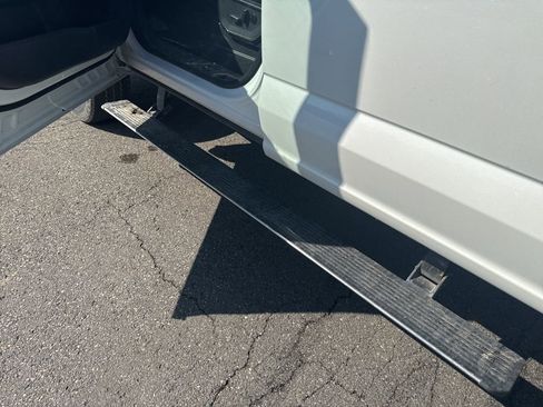 Used 2024 Ford F350 Lariat w/ Lariat Ultimate Package AWD/4WD image 10