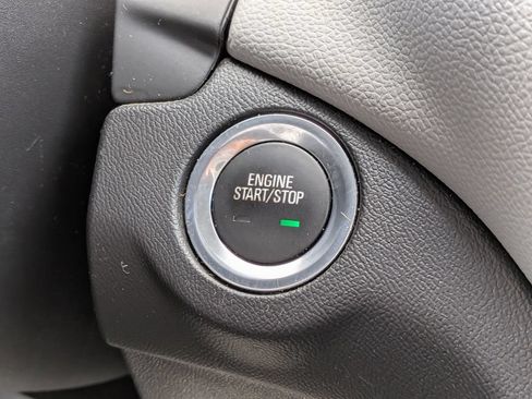 Certified 2023 Chevrolet Equinox LS w/ LS Convenience Package FWD image 25