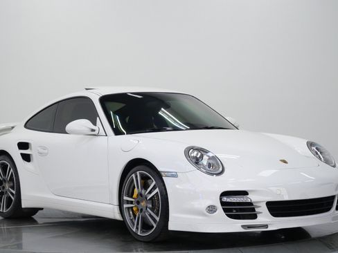 Used 2012 Porsche 911 Edition 918 Spyder AWD/4WD image 3