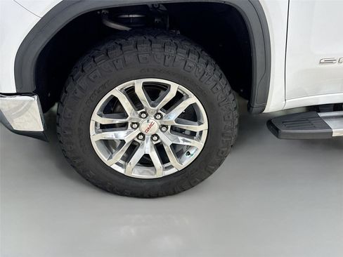 Used 2021 GMC Sierra 1500 SLT w/ SLT Premium Package image 30