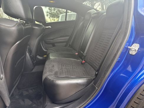 Used 2018 Dodge Charger R/T image 22