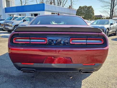 Used 2023 Dodge Challenger R/T image 5