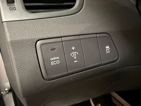 Used 2015 Hyundai Elantra SE w/ Option Group 02 image 35