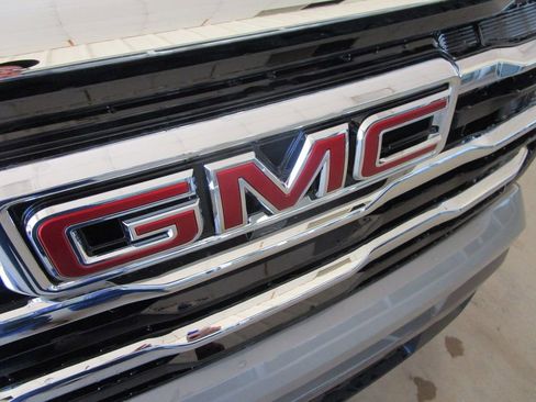 New 2026 GMC Terrain Elevation image 21