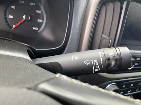 Used 2018 Chevrolet Colorado Z71 image 18