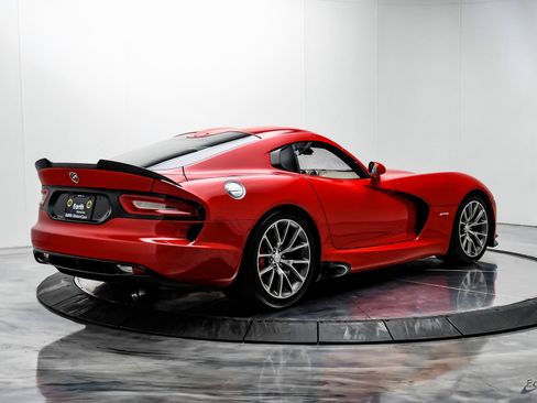 Used 2014 SRT Viper GTS w/ GTS Laguna Interior Package image 13