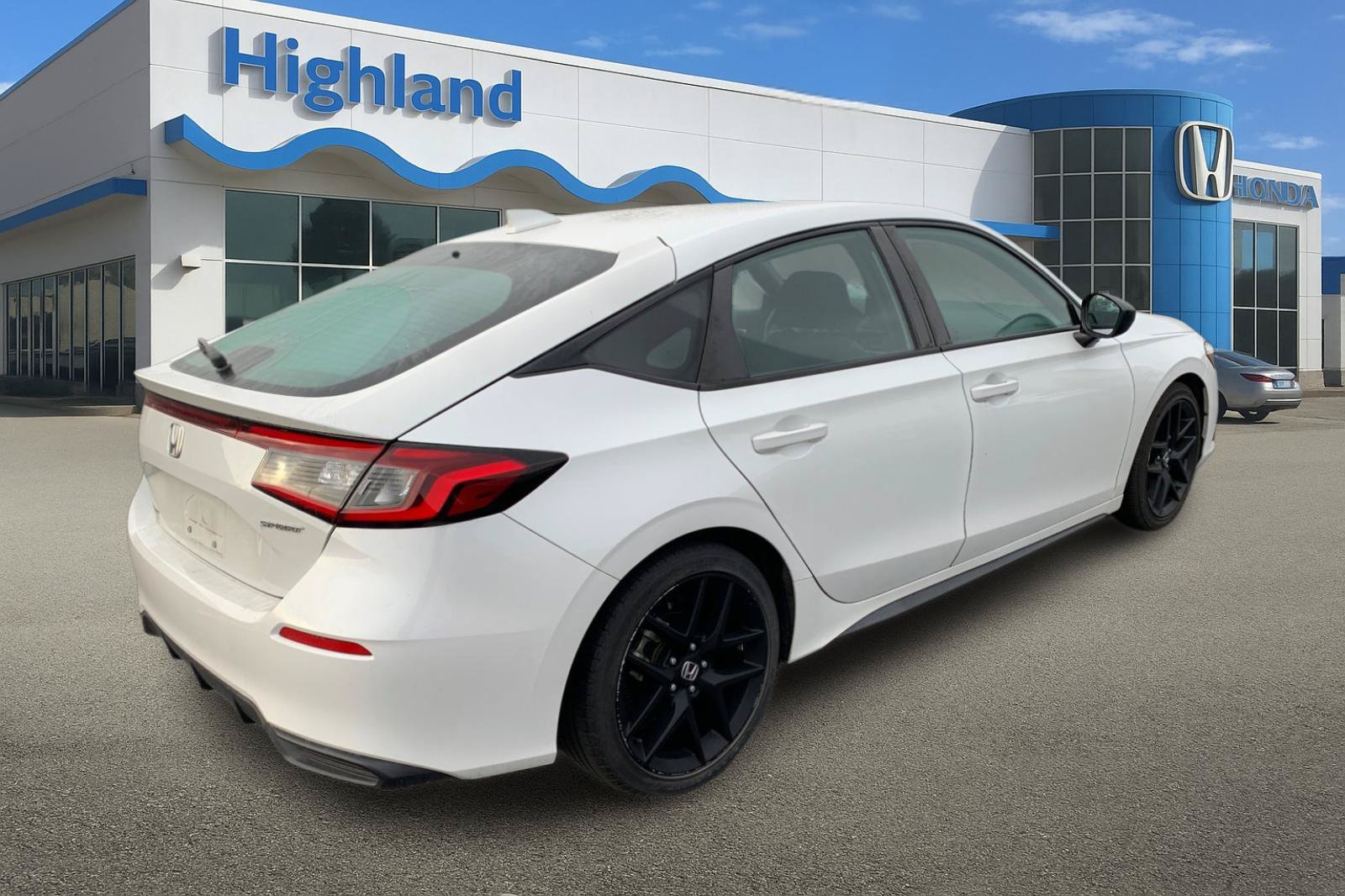 Used 2023 Honda Civic Sport image 5