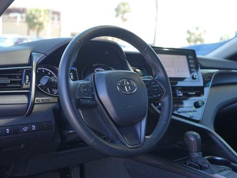 Used 2023 Toyota Camry SE w/ Convenience Package image 2