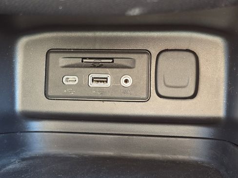 Used 2022 Chevrolet Equinox LT image 7