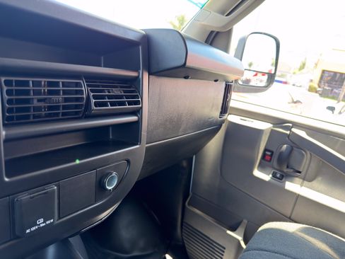 Used 2024 GMC Savana 2500 w/ Driver Convenience Package RWD image 33