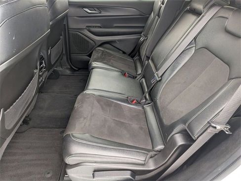 Certified 2024 Jeep Grand Cherokee L Laredo image 24