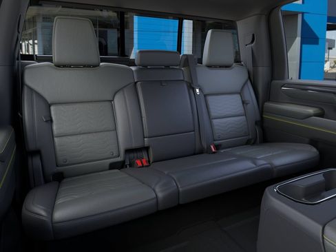 New 2026 Chevrolet Silverado 2500 ZR2 AWD/4WD image 17