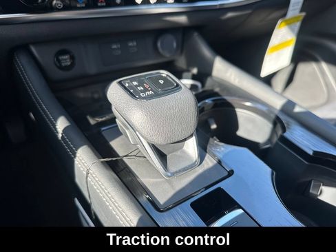 Used 2026 Nissan Rogue Platinum w/ Platinum Premium Package AWD/4WD image 26