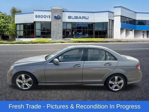 Used 2011 Mercedes-Benz C 300 Sedan image 2